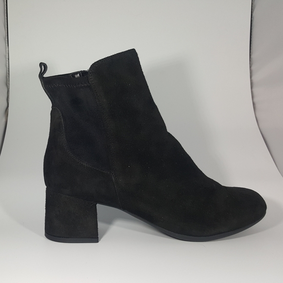 THE FLEXX Shoes - The Flexx Black Suede Ankle Boot